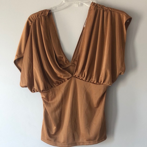Bronze Alexis Admor Low Cut Top - Picture 1 of 4